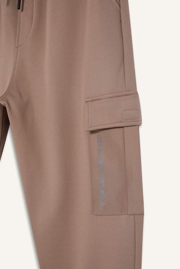 DeFactoFit Sporcu Jogger Eşofman Altı Standart Fit Üç Cepli Beli Bağcıklı Lastikli Paça D3741AX24WN - 7