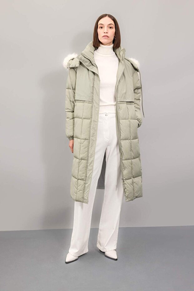 Regular Fit Kapüşonlu Parka C9773AX24WN - 1
