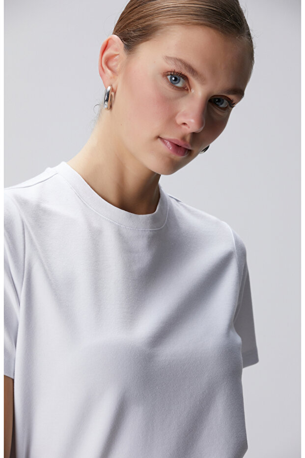 Beyaz T-shirt - 2