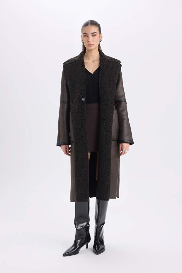 Faux Leather Plush Lined Tuxedo Lapel Parka with Buttons and Pockets, Regular Fit D0840Ax24Wn - 4
