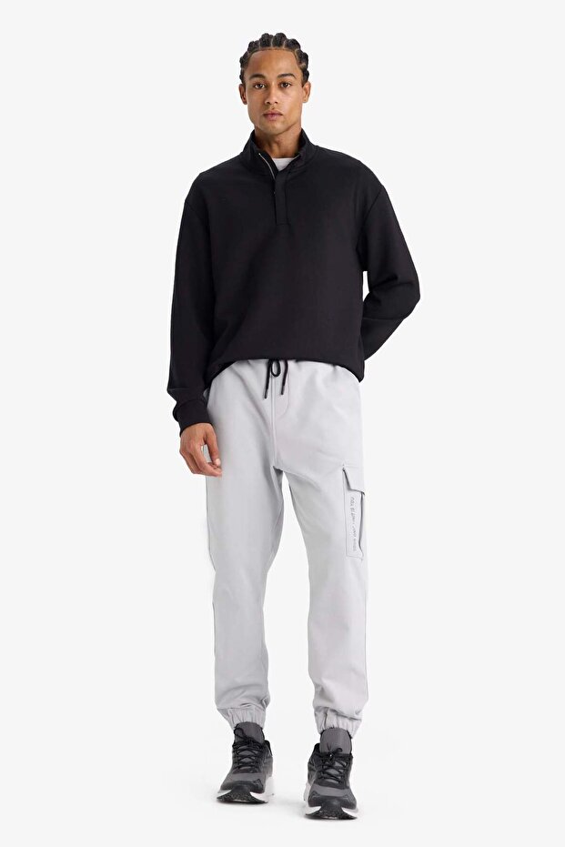DeFactoFit Sporcu Jogger Eşofman Altı Standart Fit Üç Cepli Beli Bağcıklı Lastikli Paça D3741AX24WN - 3