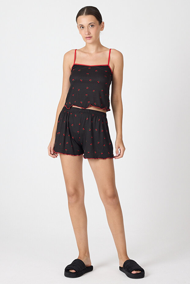 طقم بيجامة قصيرة بنقشة الكرز الأسود 3415 - 3