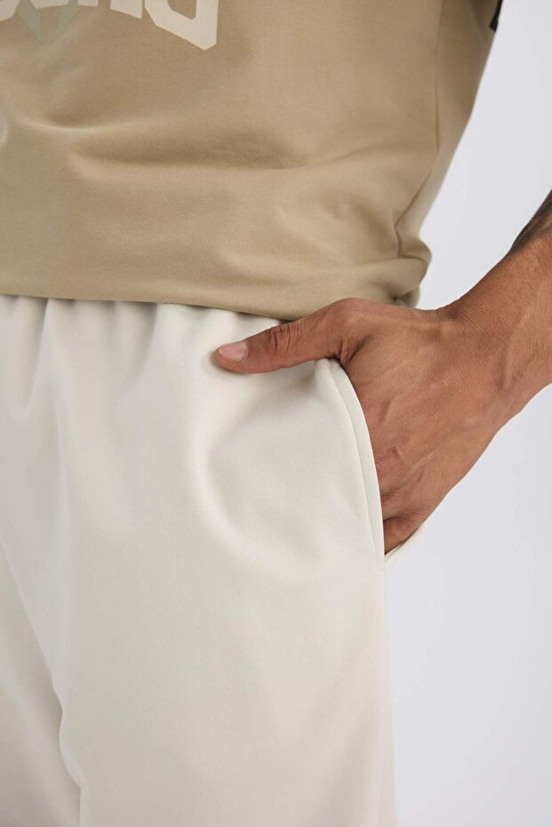 DeFactoFit Sporcu Jogger Eşofman Altı Standart Fit Basic Düz Cepli Beli Paçası Lastikli D3742AX24WN - 5
