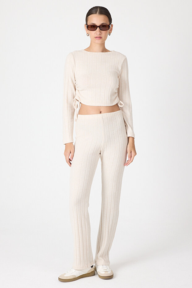 8114A طقم بنطلون برباط جانبي بيج - 1