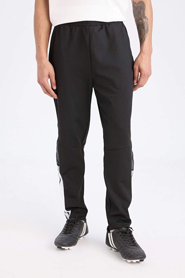 DeFactoFit Sporcu Jogger Eşofman Altı Slim Fit Dar Kesim Standart Paça Skuba Dalgıç Kumaş D0670AX24A - 4