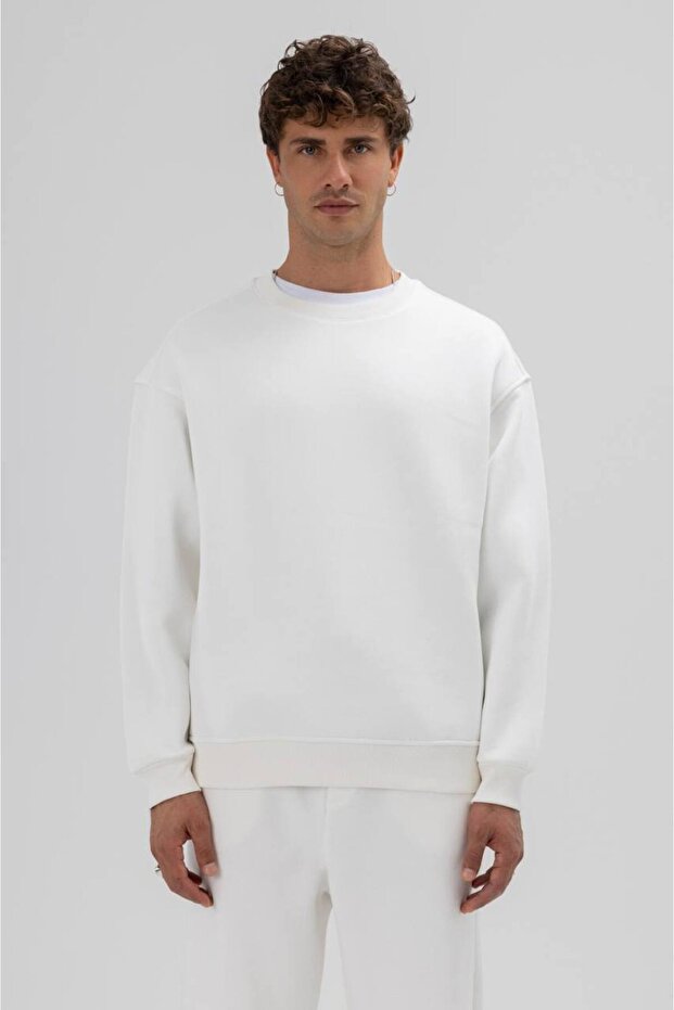 Basic Beyaz Unisex Oversize Premium Sweatshirt - 1