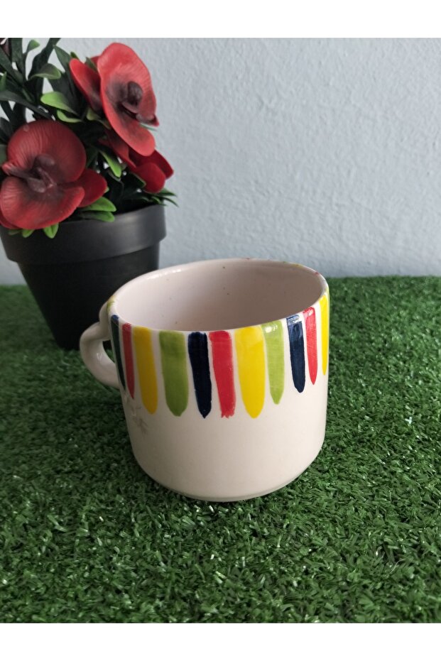 فنجان قهوة 'قوس قزح' 🌈 " - 5