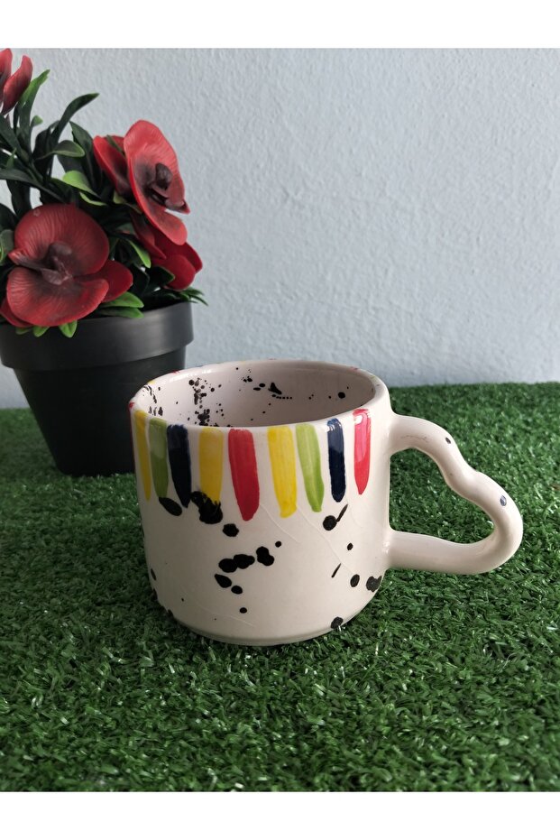 فنجان قهوة 'قوس قزح' 🌈 " - 2