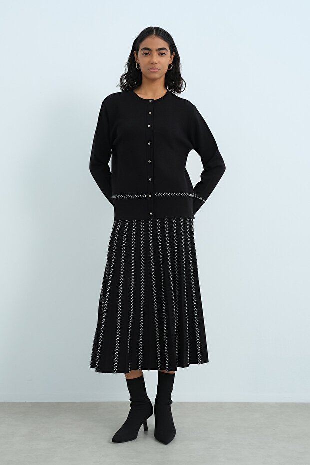 Simli Piliseli Triko Etek Siyah - 4