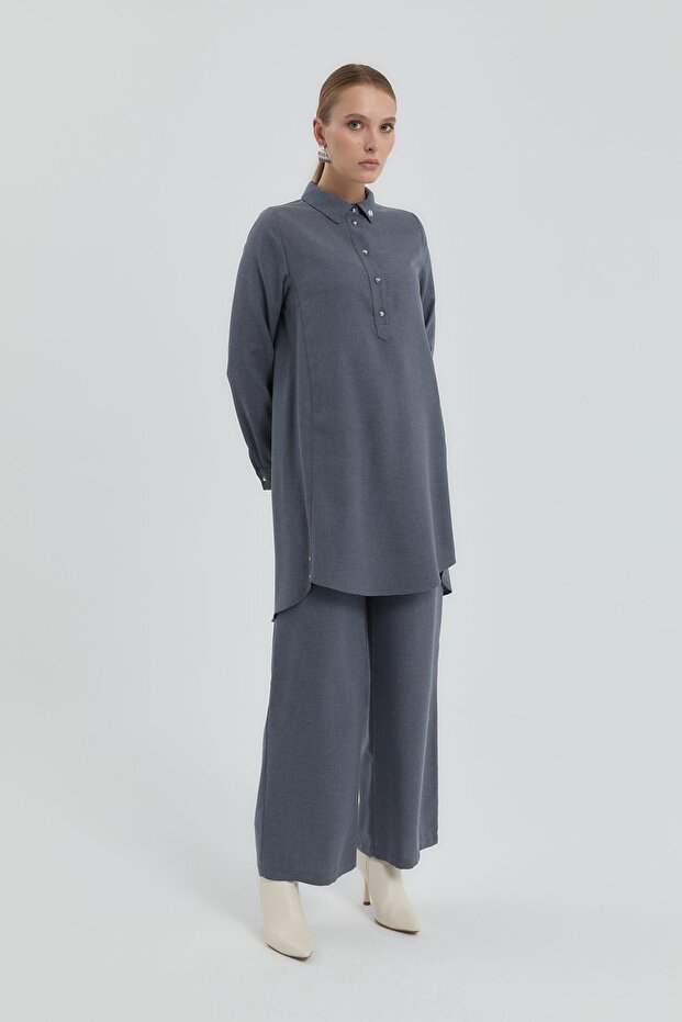 قميص بياقة تونيك باللون الرمادي - 3