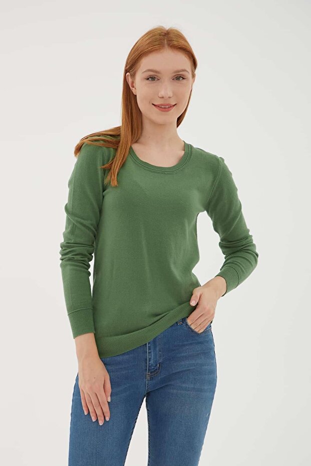 Stretchy U-Neck Sweater Green