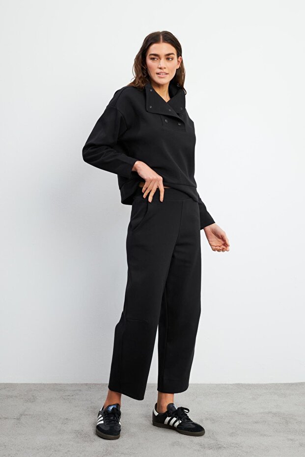 Kolly Slouchy Baggy Jogging Pants-Black
