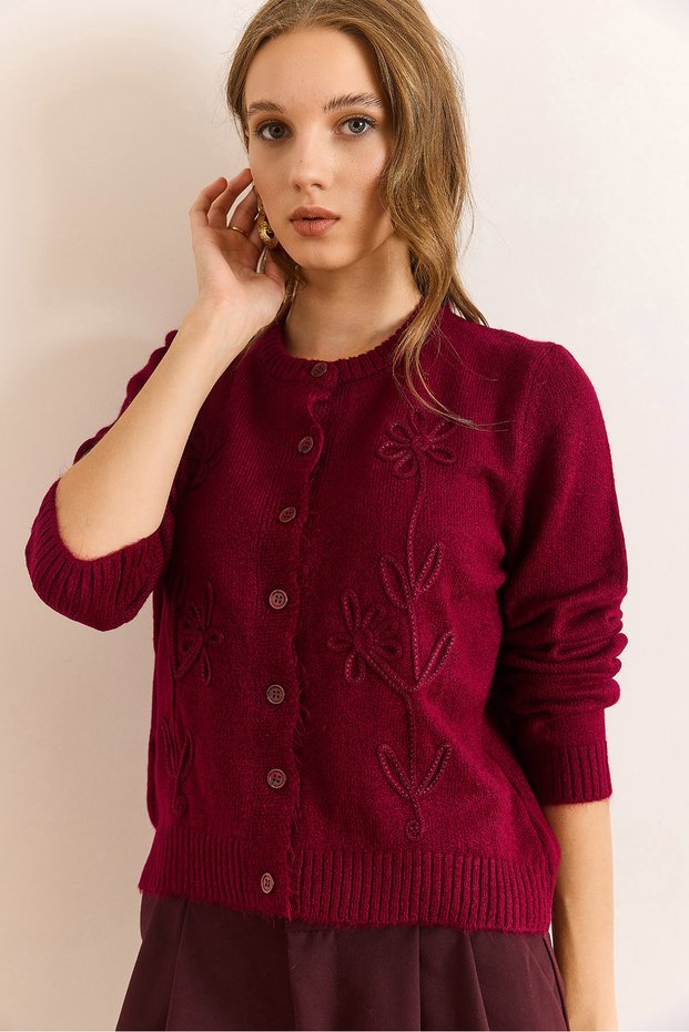 Women's Burgundy Sweater with Detailed Soft Textured Knit Cardigan Hrk-19000400