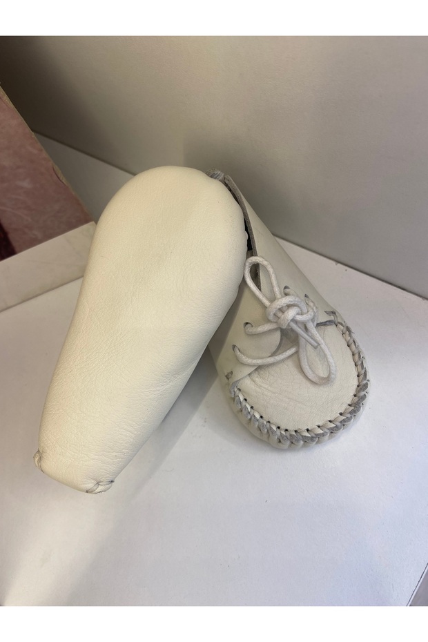 حديثي الولادة أبيضون - 4