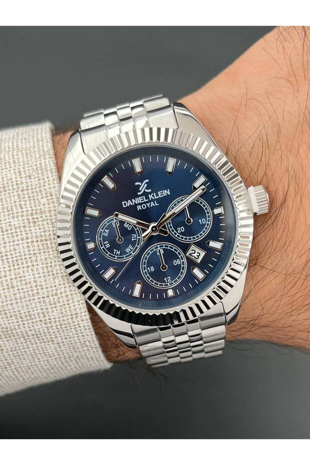 Navy Blue Color Men's Wristwatch 3 Atm Water Resistance