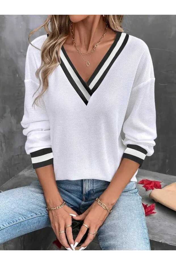 Women's V-Neck Stripe Detailed Waffle Blouse
