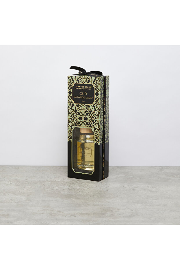 معطر جو برائحة العود وخشب البلوط والأرز