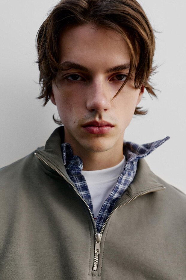 Fermuarlı yakalı sweatshirt - 3