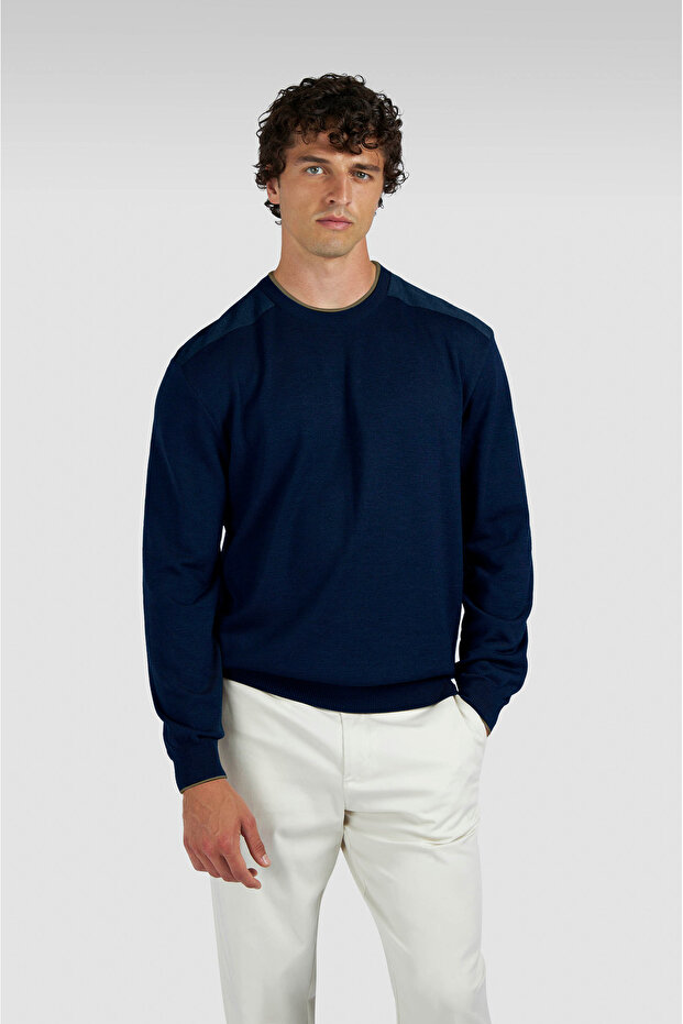 Men's Knitted Wool Roundneck Sweater