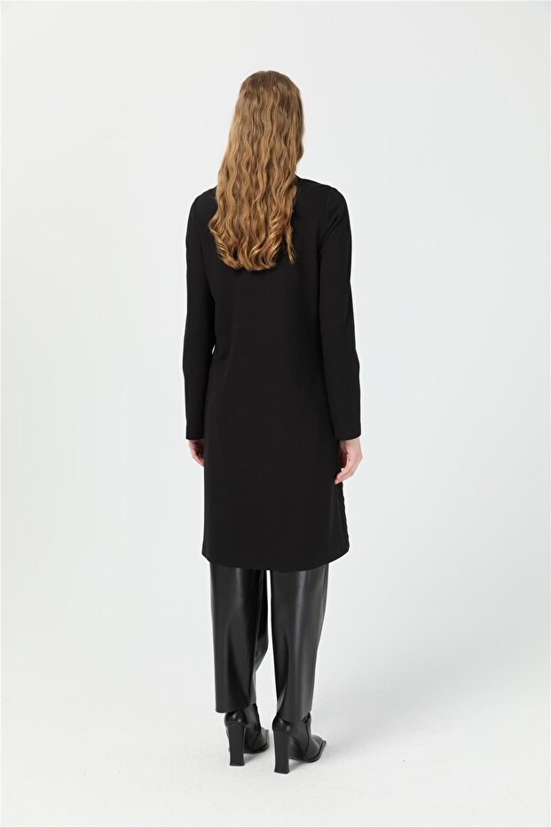 Broş Detaylı Giy Çık Tunik Siyah - 7