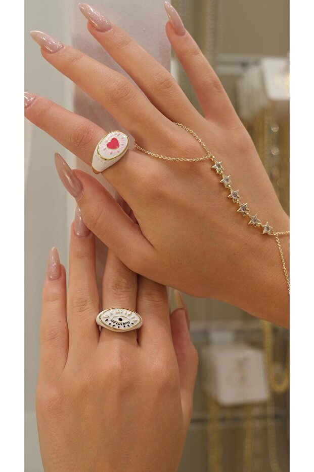 Heart Detail White Enamel Adjustable Ring