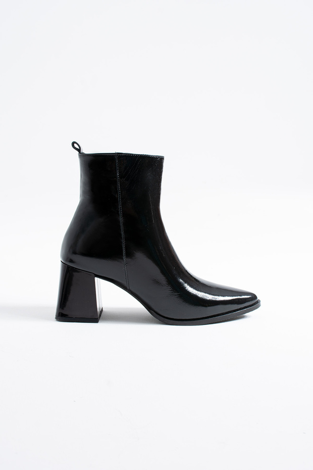 Verona Women's Zippered Genuine Leather Boots Black Patent Leather