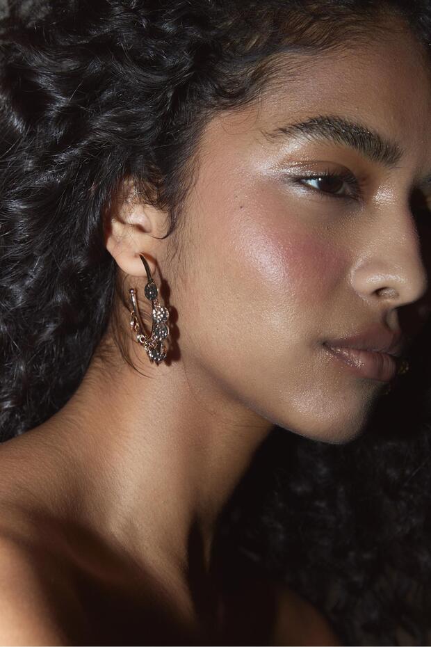 Mini boncuklu halka küpeler - 2