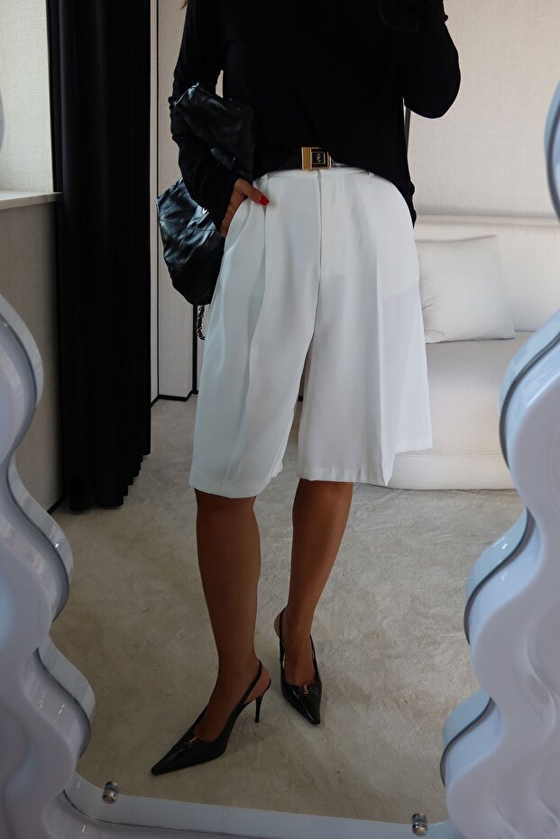 Pileli Basic Kumaş Şort - 4