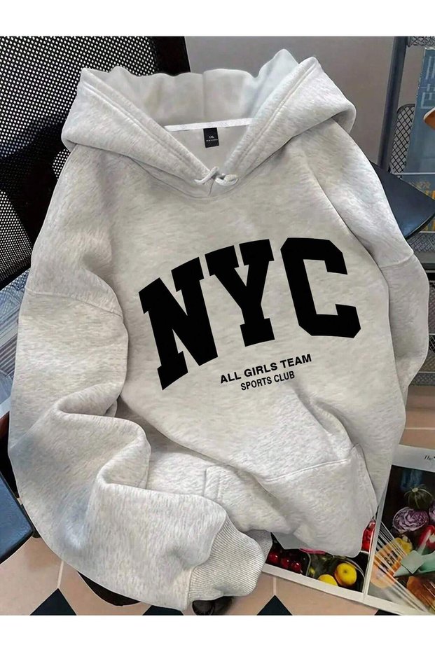 Emery Rose Plus Size Women's Slogan Letter'Nyc All Girls Team Sports Club' City Name Graphic