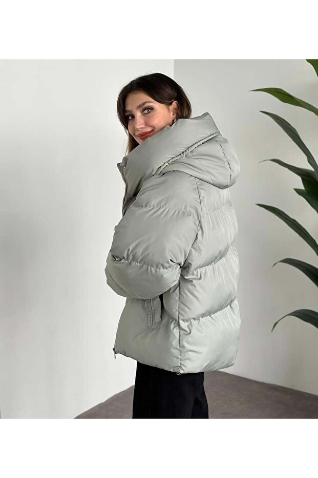 Kapşonlu şişme mont - 2