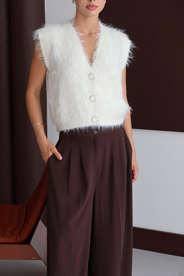 V-Neck Buttoned Feather Knit Vest - 6