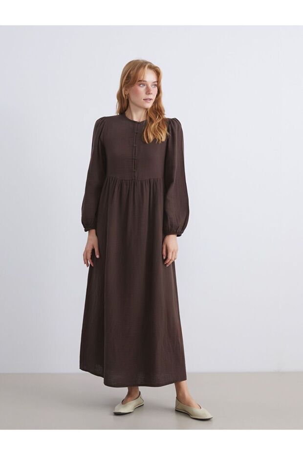 LCW Modest Bisiklet Yaka Dokulu Müslin Pileli Elbise - 1