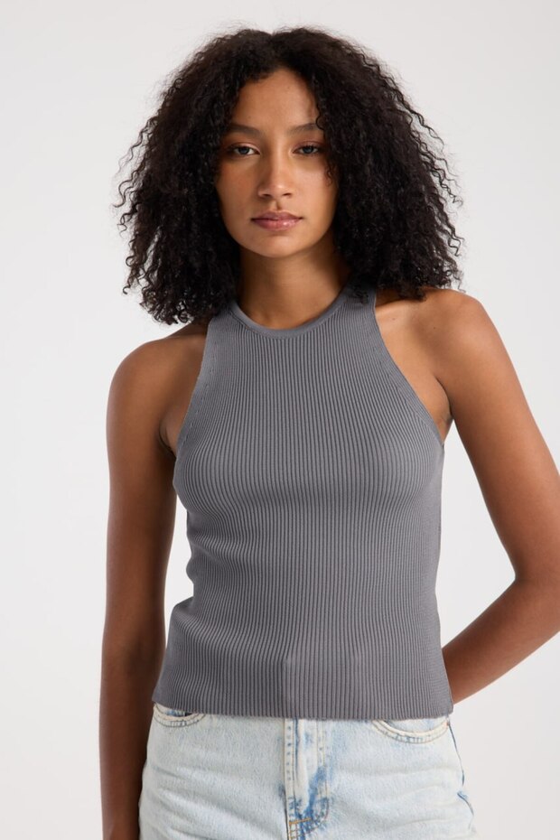 Women's Ribbed Sleeveless Halter Neck Crop Knit Blouse