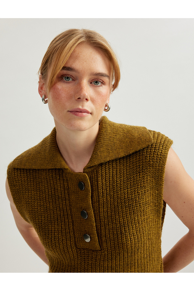 Sleeveless Polo Neck Sweater with Half Button Detail