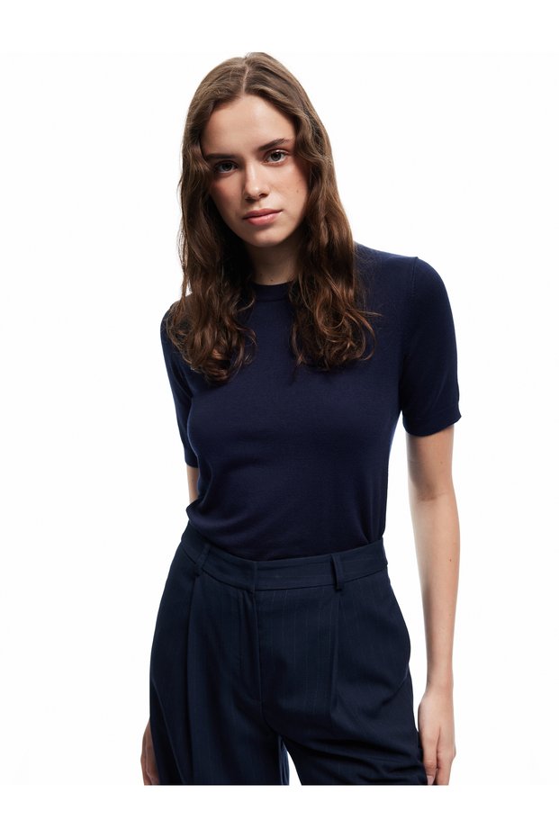 Short Sleeve Crew Neck Basic Knitwear Sweater