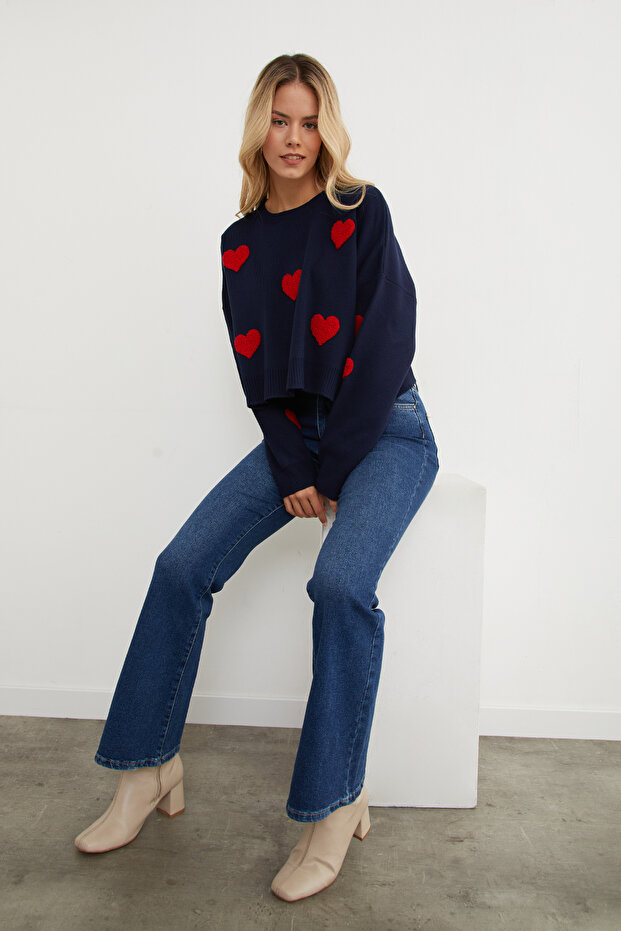 Herzbestickter Crop-Strickpullover - 5