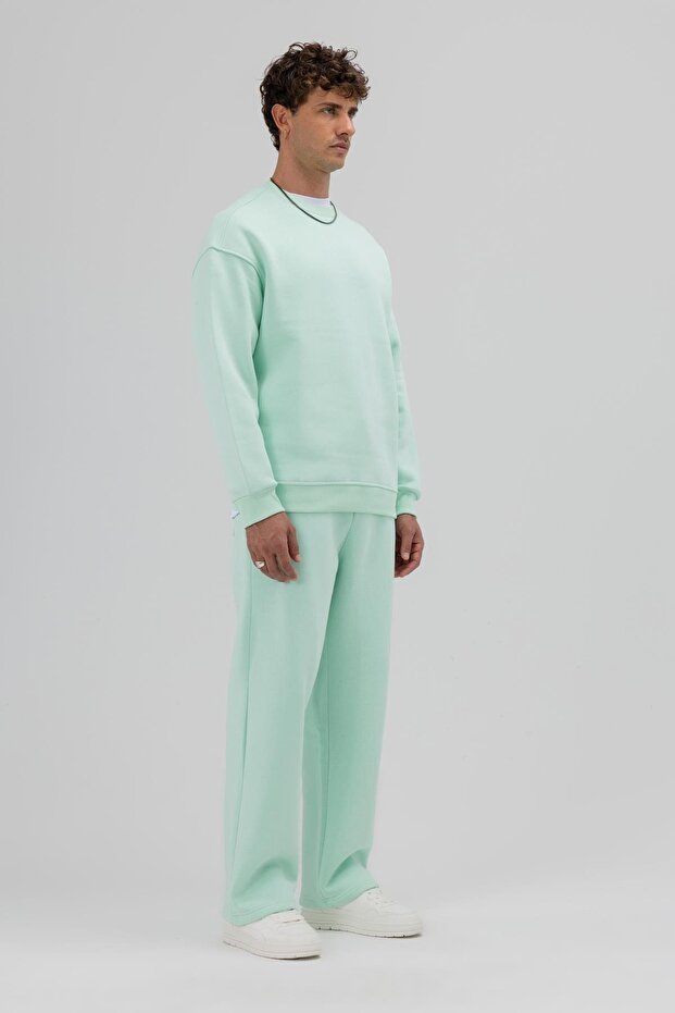 سويت شيرت أساسي ذو رقبة دائرية وحجم كبير باللون النعناعي - 3