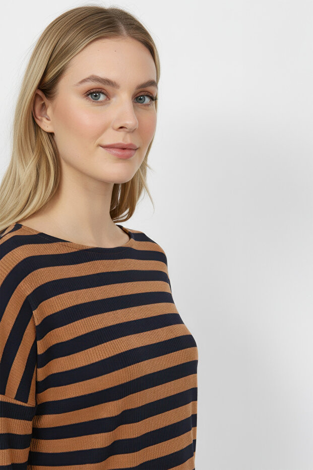 Striped Low Sleeve Women's Blouse - Navy Blue-Brown