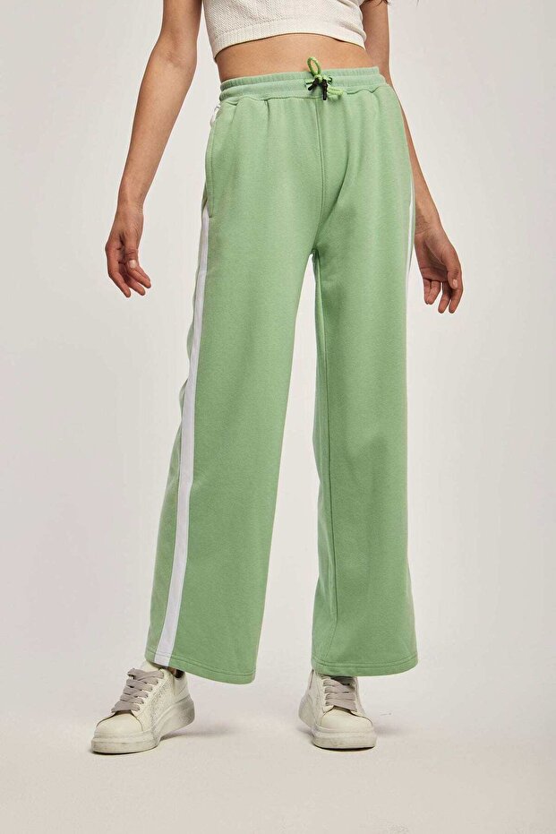 بنطلون مخطط جانبي سادة - 4