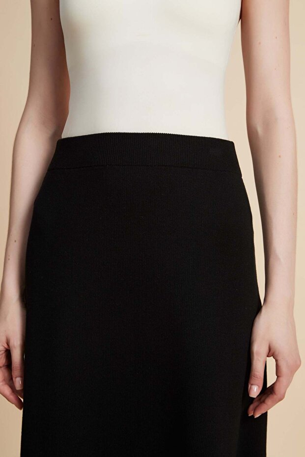 تنورة واسعة الساق - 4