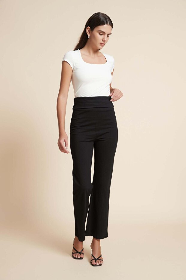 بنطلون سادة واسع الساق - 1