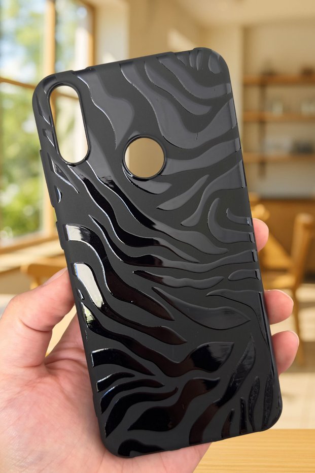 Huawei Y7 2019 Compatible Zebra Patterned Silicone Shock-Absorbing Classic Protective Rubber Case