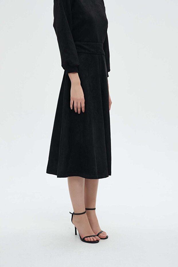 Solid Ruffled Midi Skirt - 2