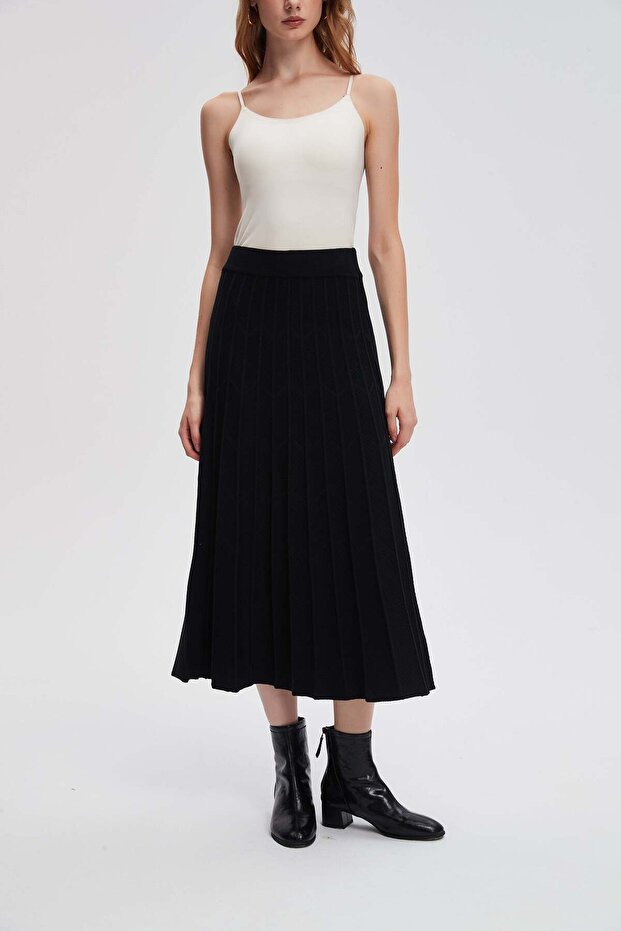 Solid Ribbed Midi Skirt - 7