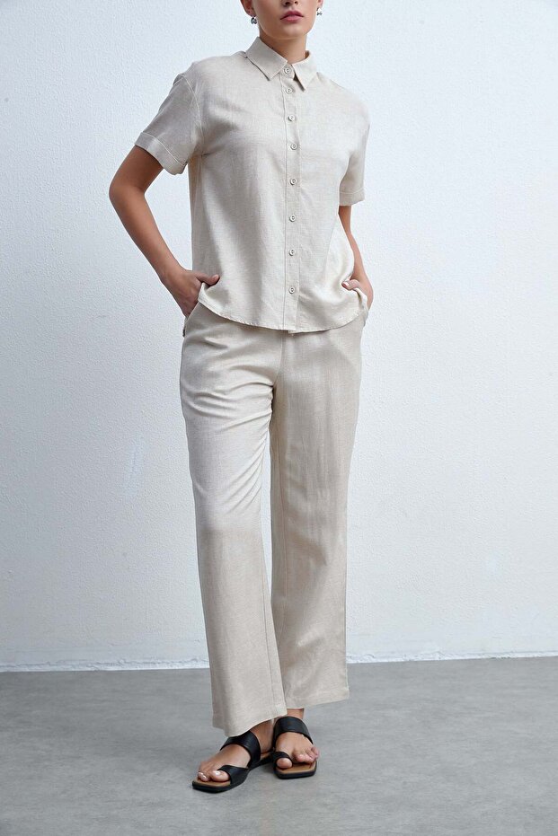 Solid Wide-Leg Pants - 1