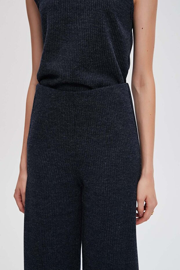 بنطلون واسع الساق مضلع - 2