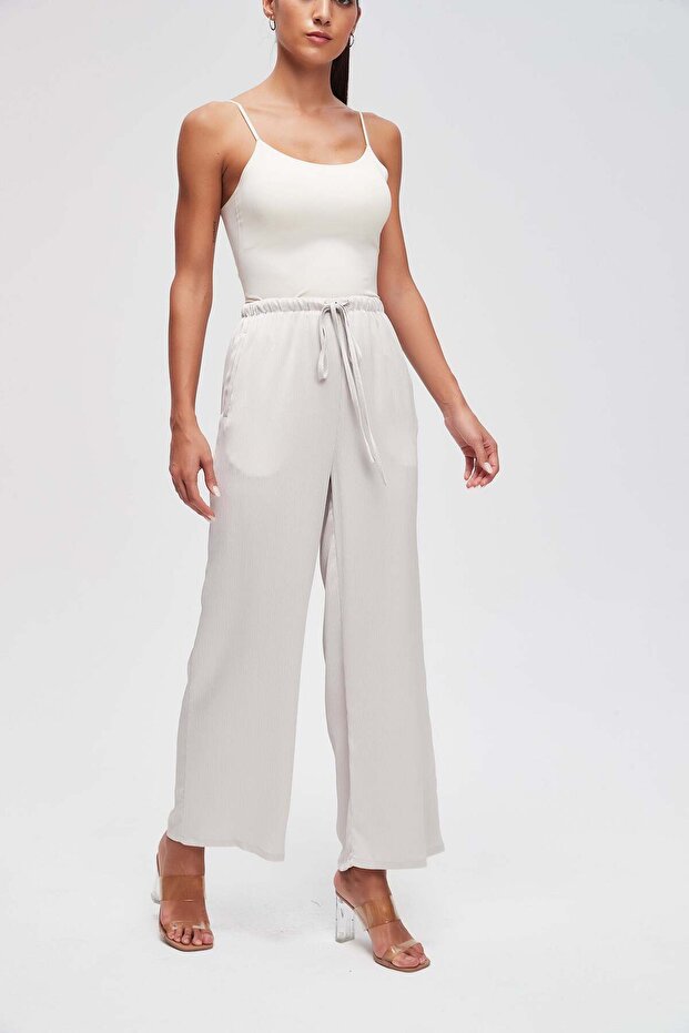 Solid Wide-Leg Pants - 1