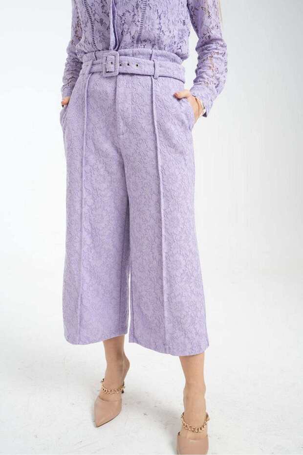 بنطلون مطبوع بطول ثلاثة أرباع - 1