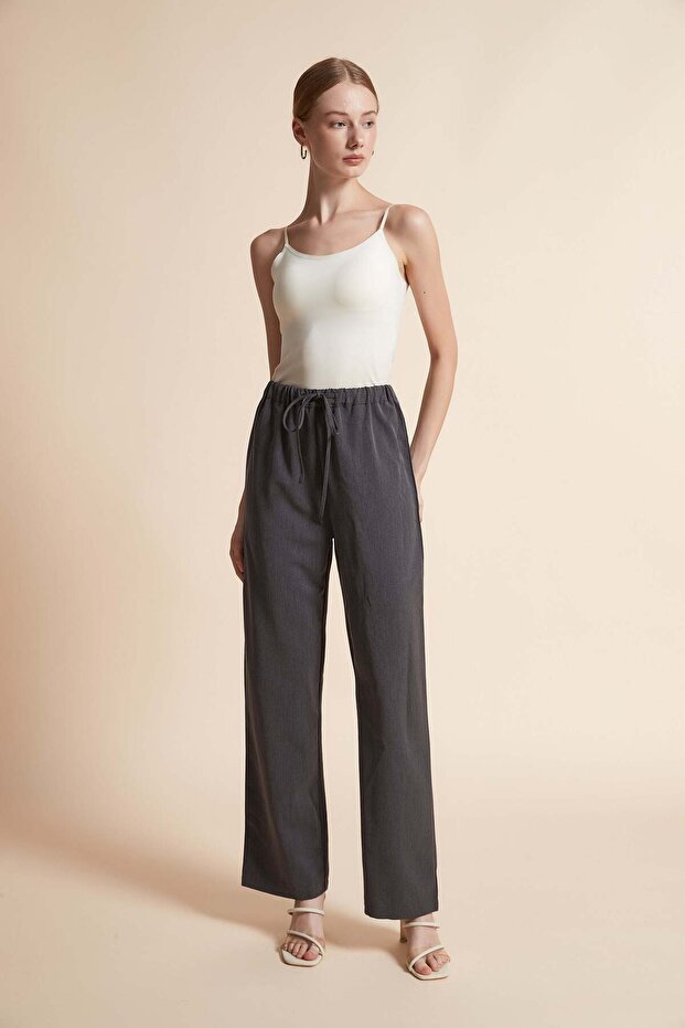 Solid High-Waist Pants - 2