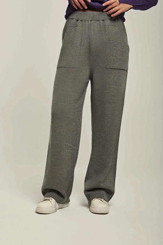 بنطلون واسع الساق سادة - 1